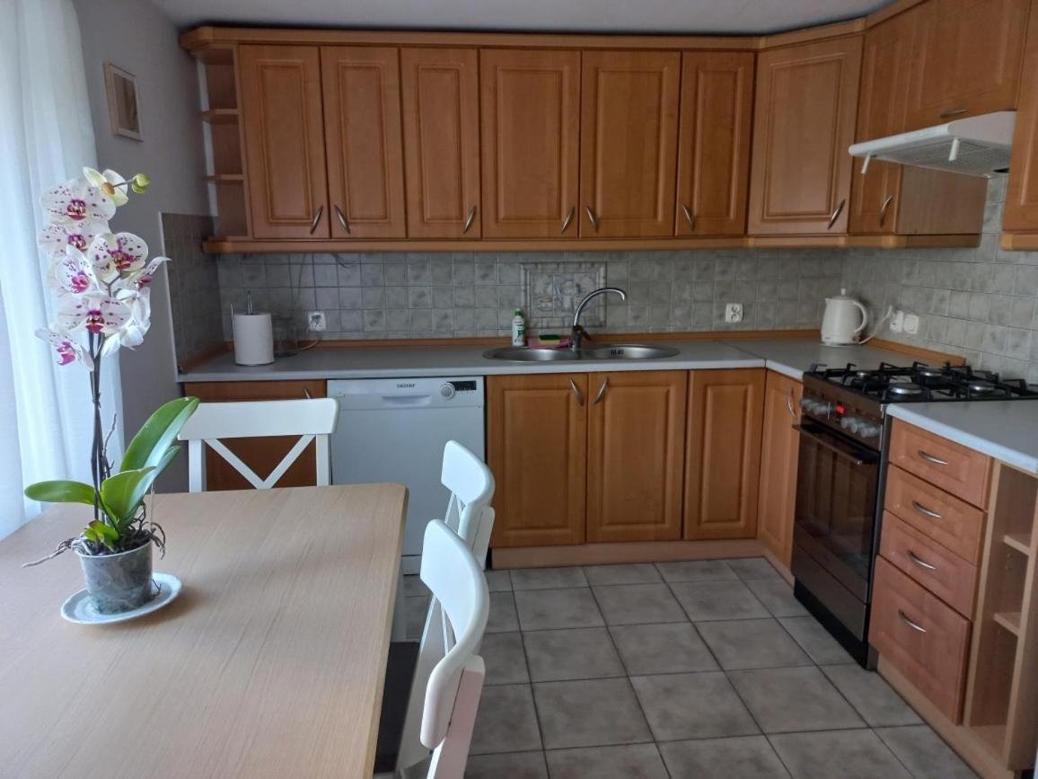 Apartament 2 Sypialnie Z Kuchnia - 200 Metrow Od Morza Мендзиздрое Екстериор снимка